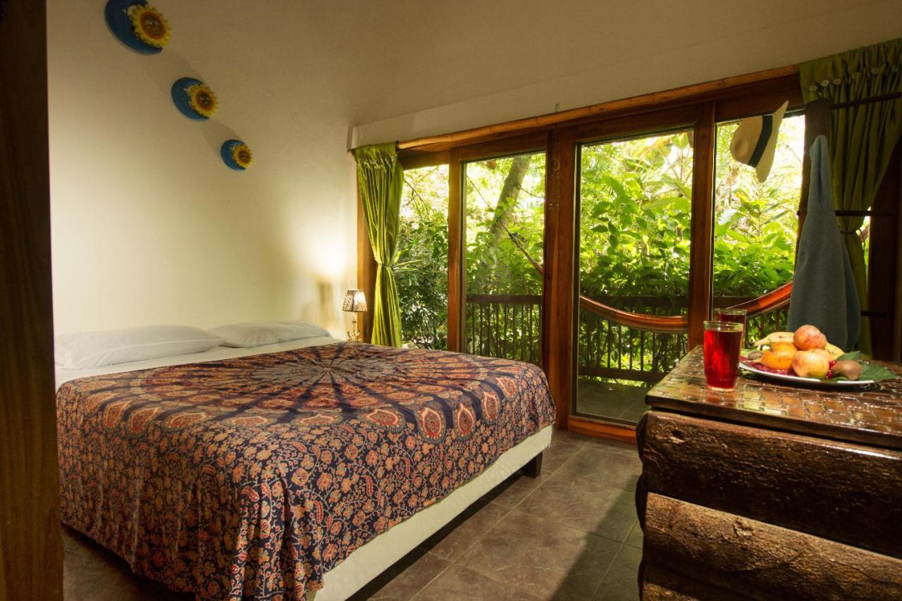 Вилла Itchimbia Garden Ayampe Montana Y Mar Экстерьер фото