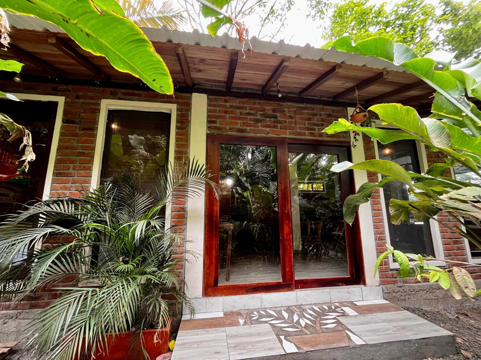 Вилла Itchimbia Garden Ayampe Montana Y Mar Экстерьер фото